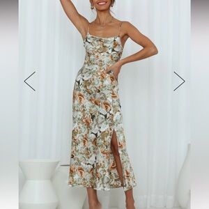 Hello Molly Dawn Talks Midi Dress Sage, size XS